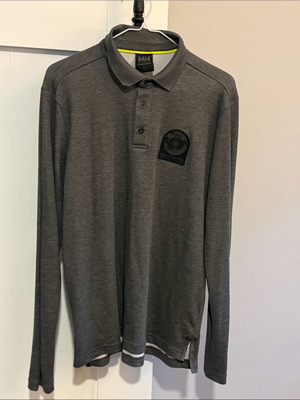 Helly Hansen Dark Gray Short-Sleeve Polo with Logo Patch 11